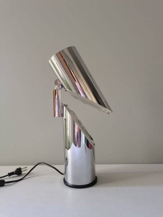 Oskar Torlasco by Stilkronen