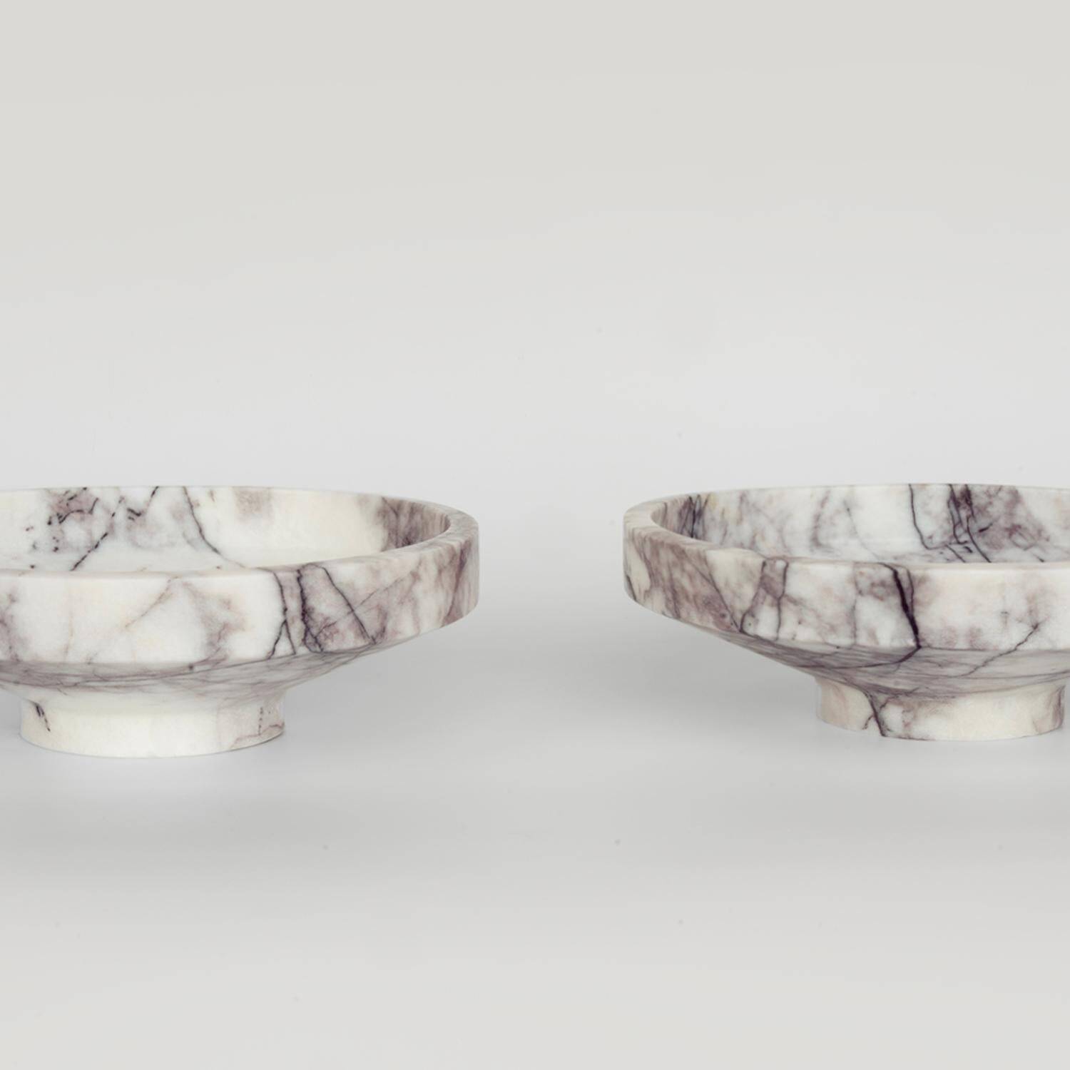 Small bowl in lilac white marble