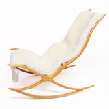 Sculptural 1960s Wishbone Rocking Chair In Oak By Robin Williams