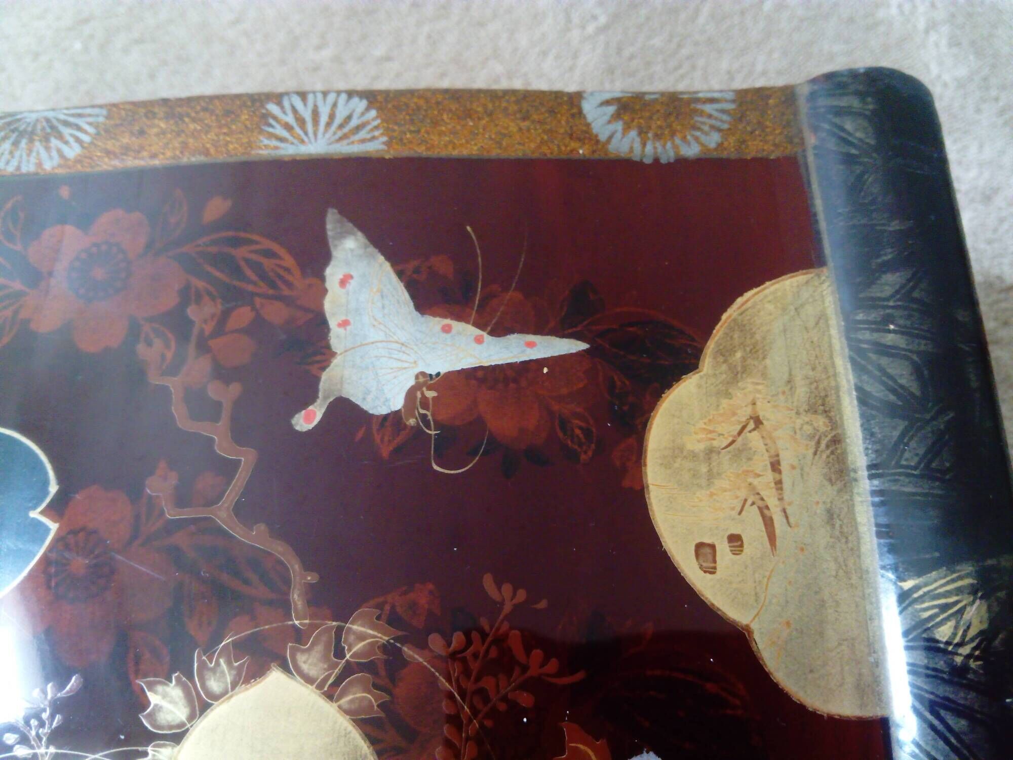 Lacquered wooden jewelry box / box with butterfly and landscape decoration