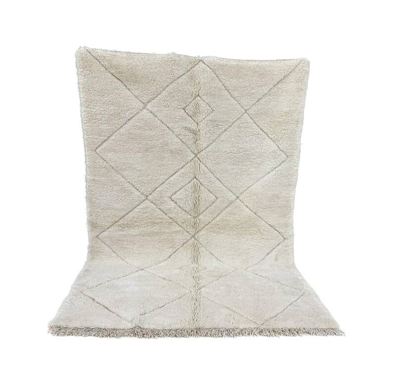 Berber Moroccan rug 250cm x 150cm