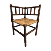 Fauteuil angle bois perlé chapelet bois tourné d'inspiration louis xiii