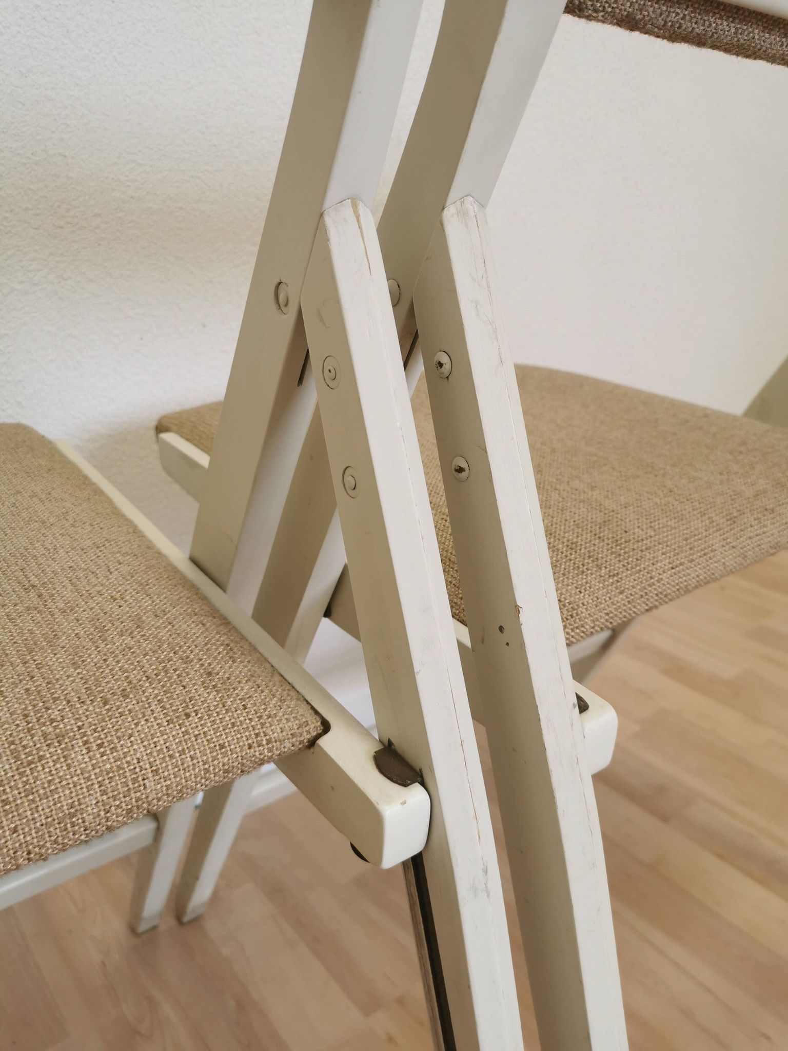 Set of 4 Vintage Wooden Folding Lounge Chairs: Beige Fabric, STOL Kamnik 1970