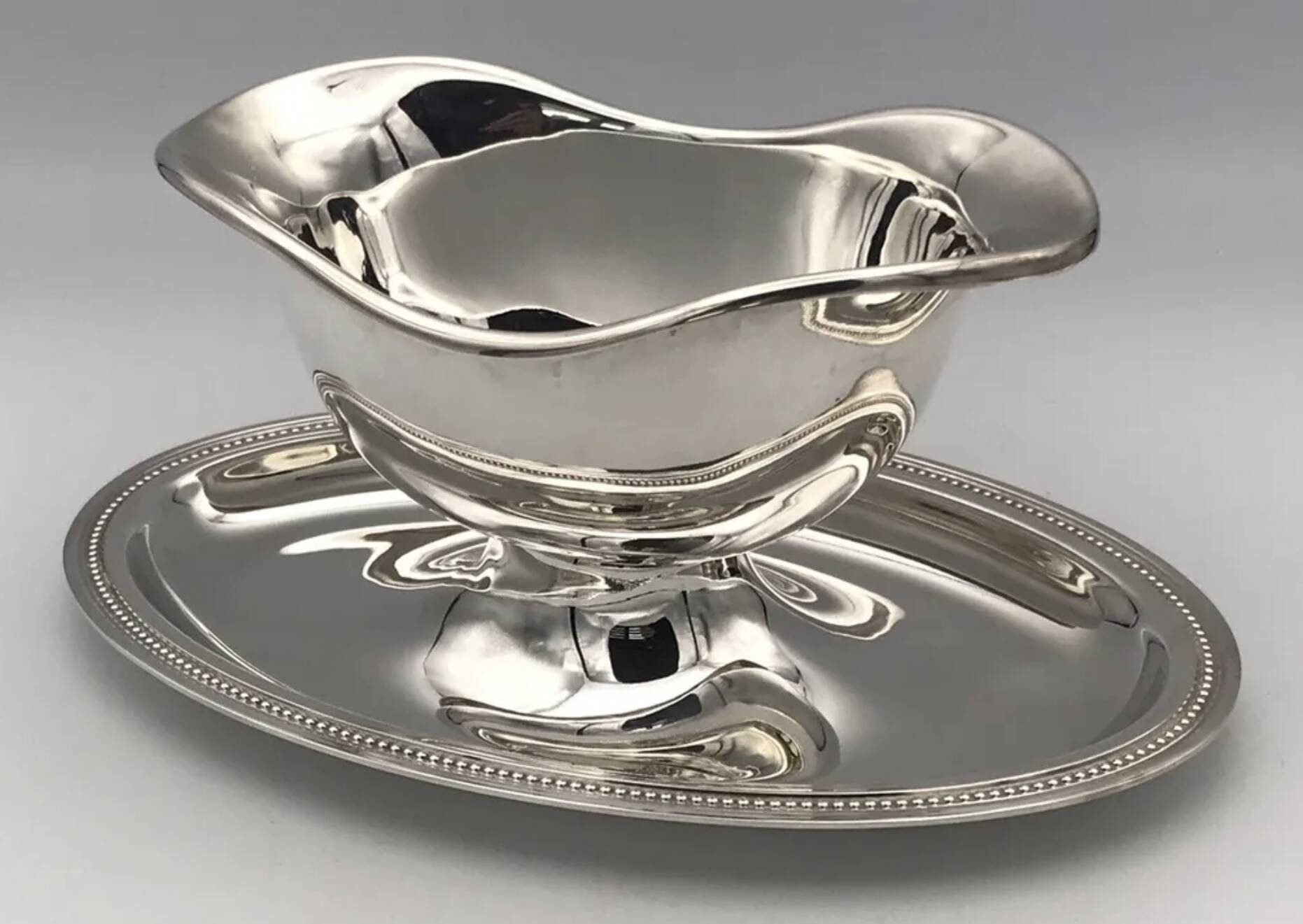 Saucière en métal argenté christofle modèle perle