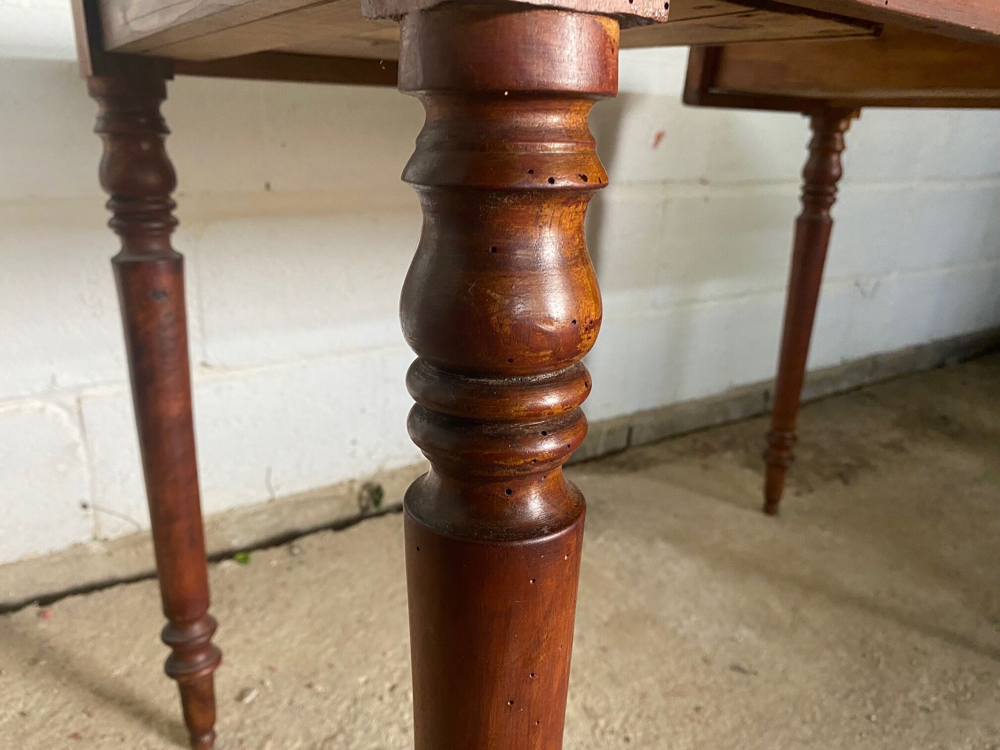 Office 2 drawers in solid wood turned legs year 1900
