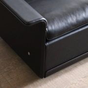 Pair of Dieter Rams Model 620 lounge chairs black leather for Vitsoe 1980s