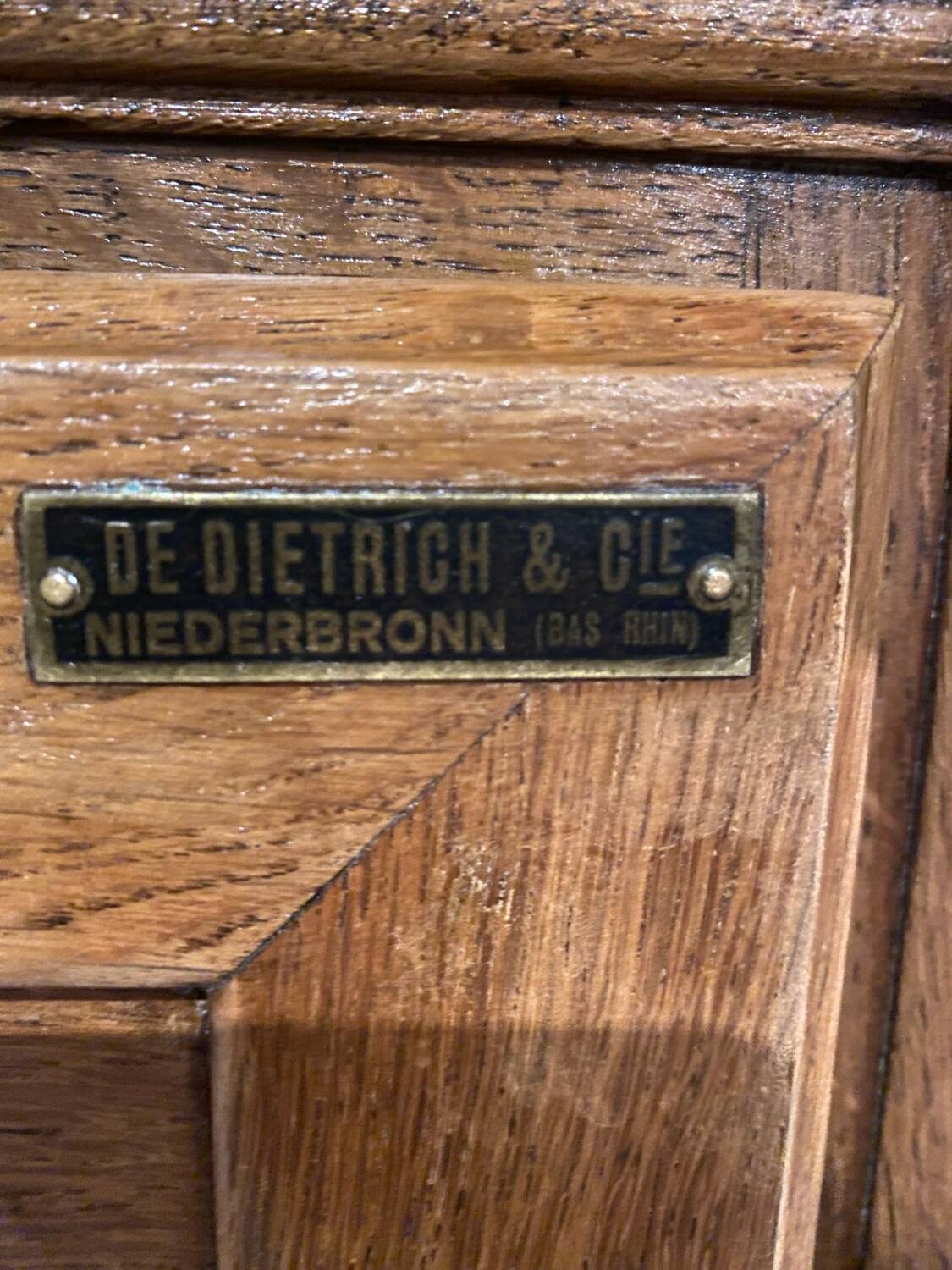 Wooden drawer filing cabinets