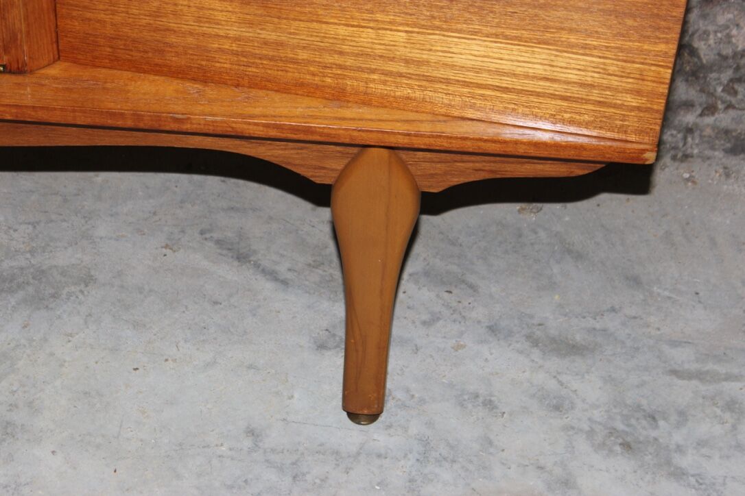 Vintage teak Scandinavian-style sideboard by Jentique