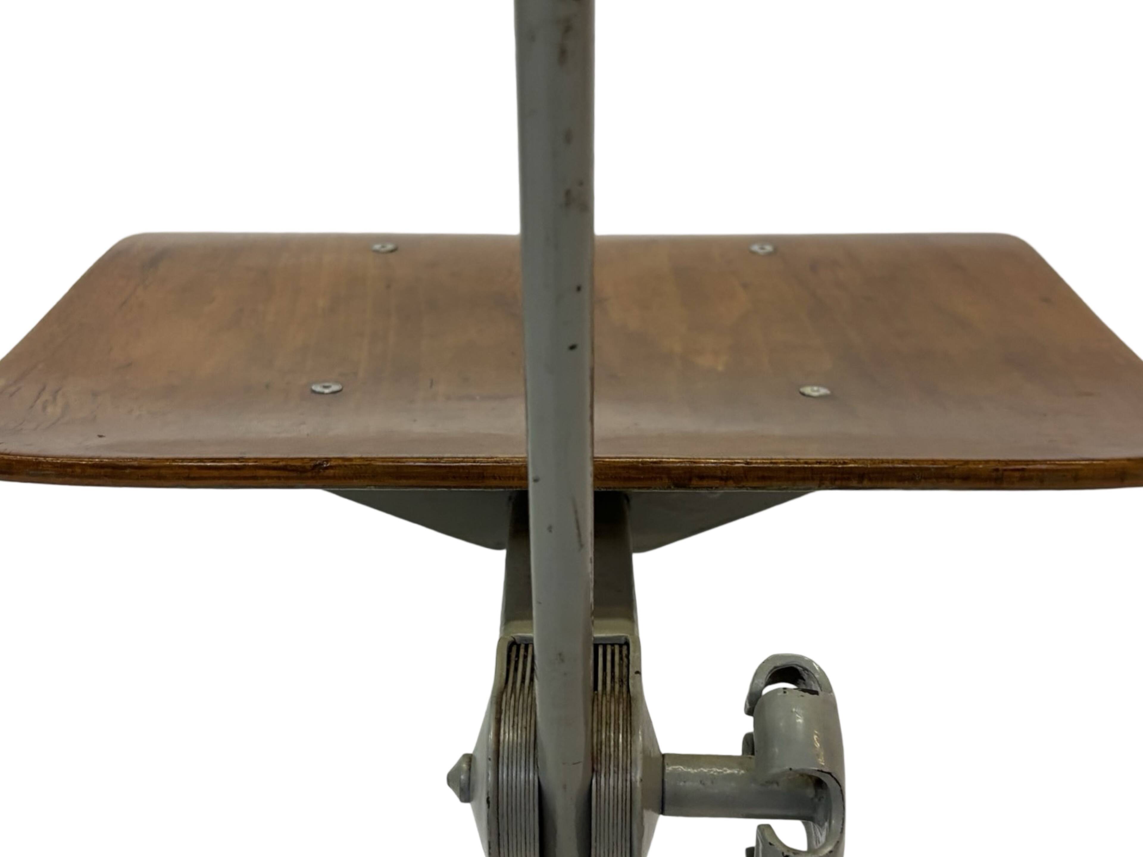 Vintage Friso Kramer chair from Ahrend de Cirkel dutch design