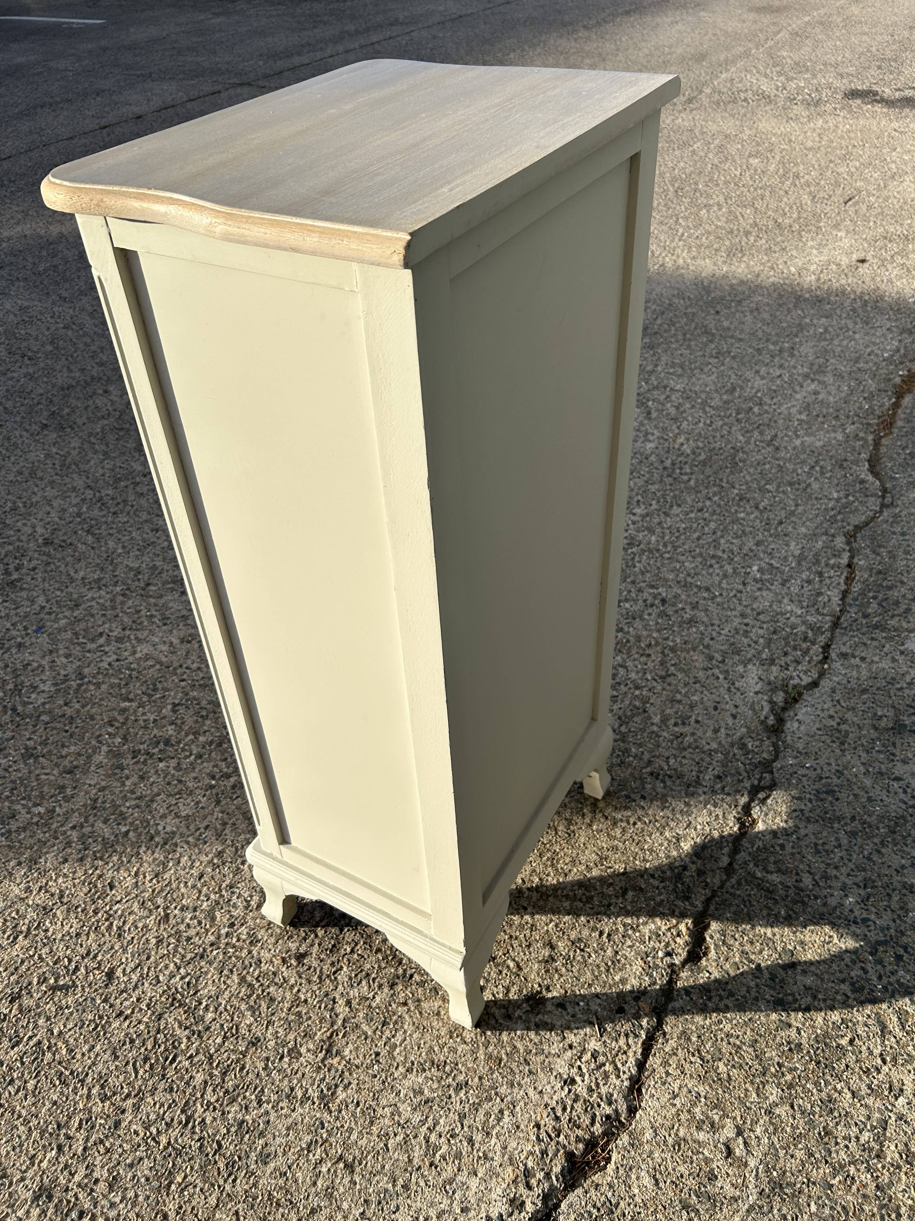 Chiffonnier commode tour de rangement