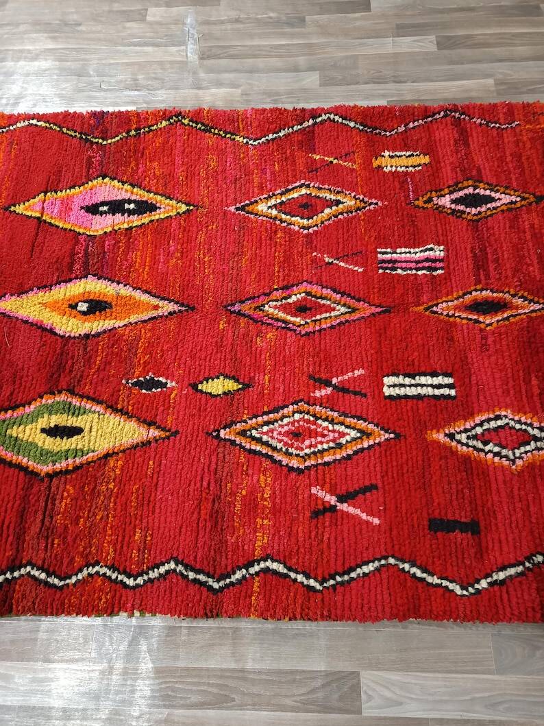 Berber Moroccan rug decorated 250cm x 150cm