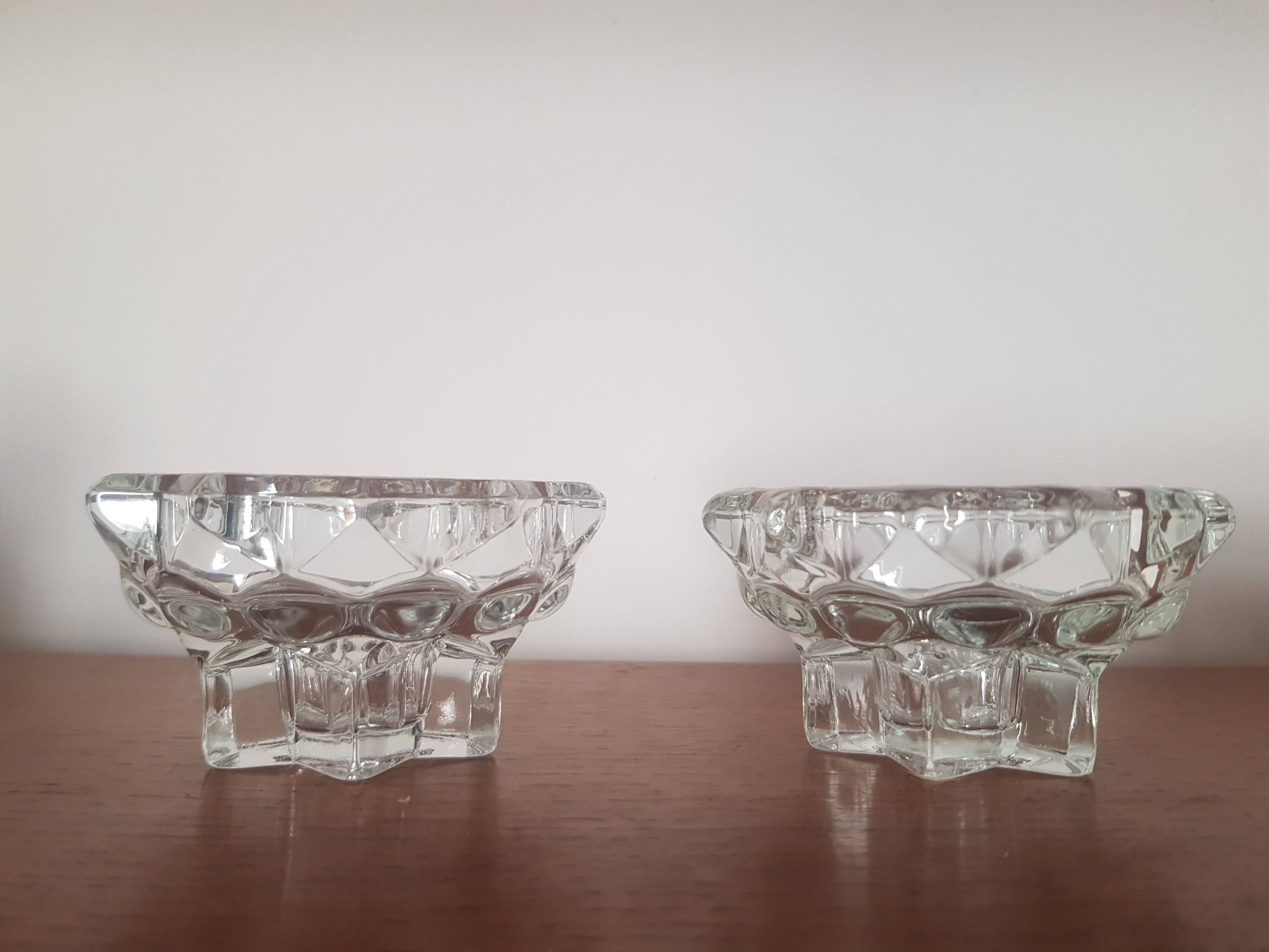 Set of 2 glass candle holders