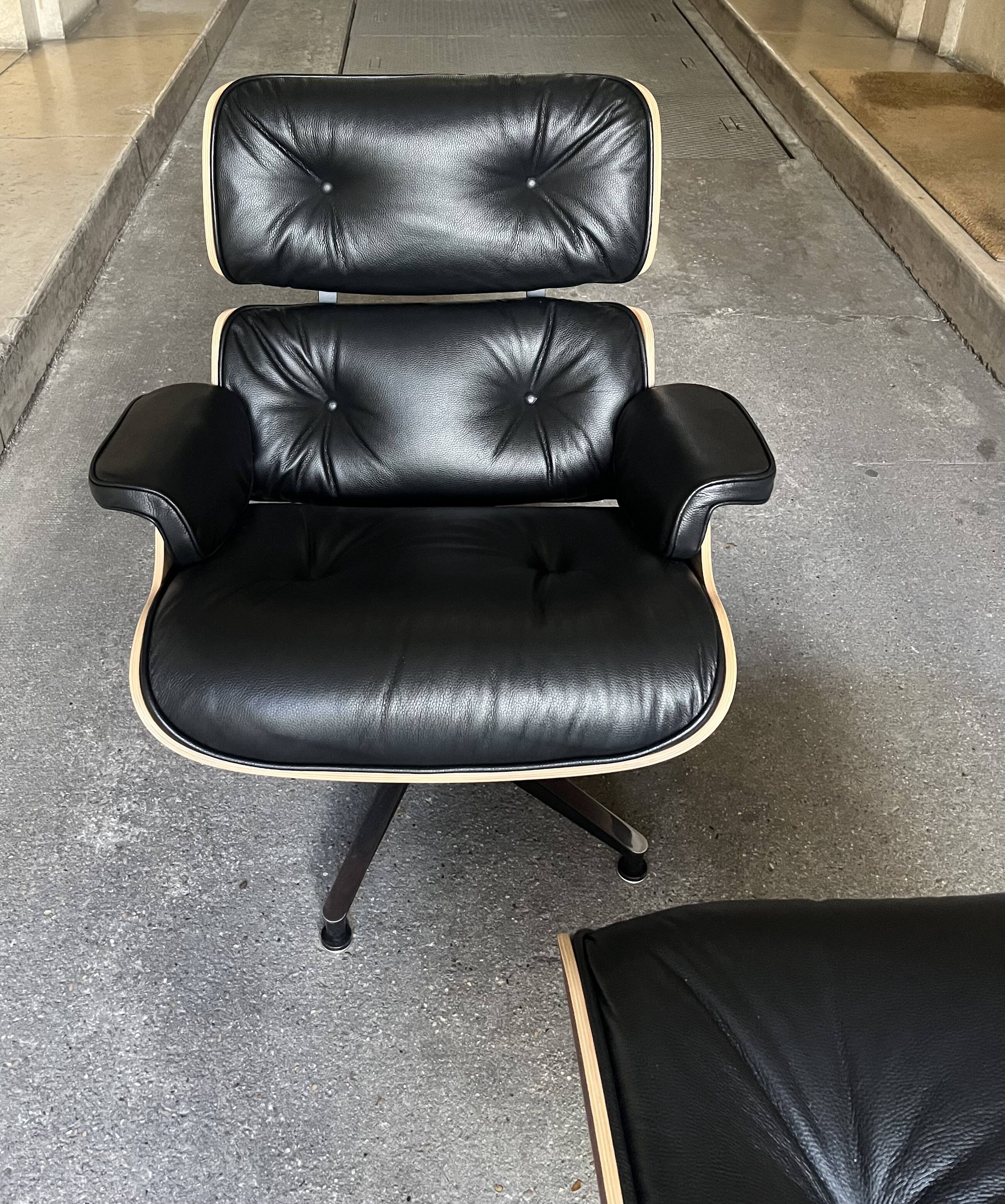 Charles Eames lounge chair