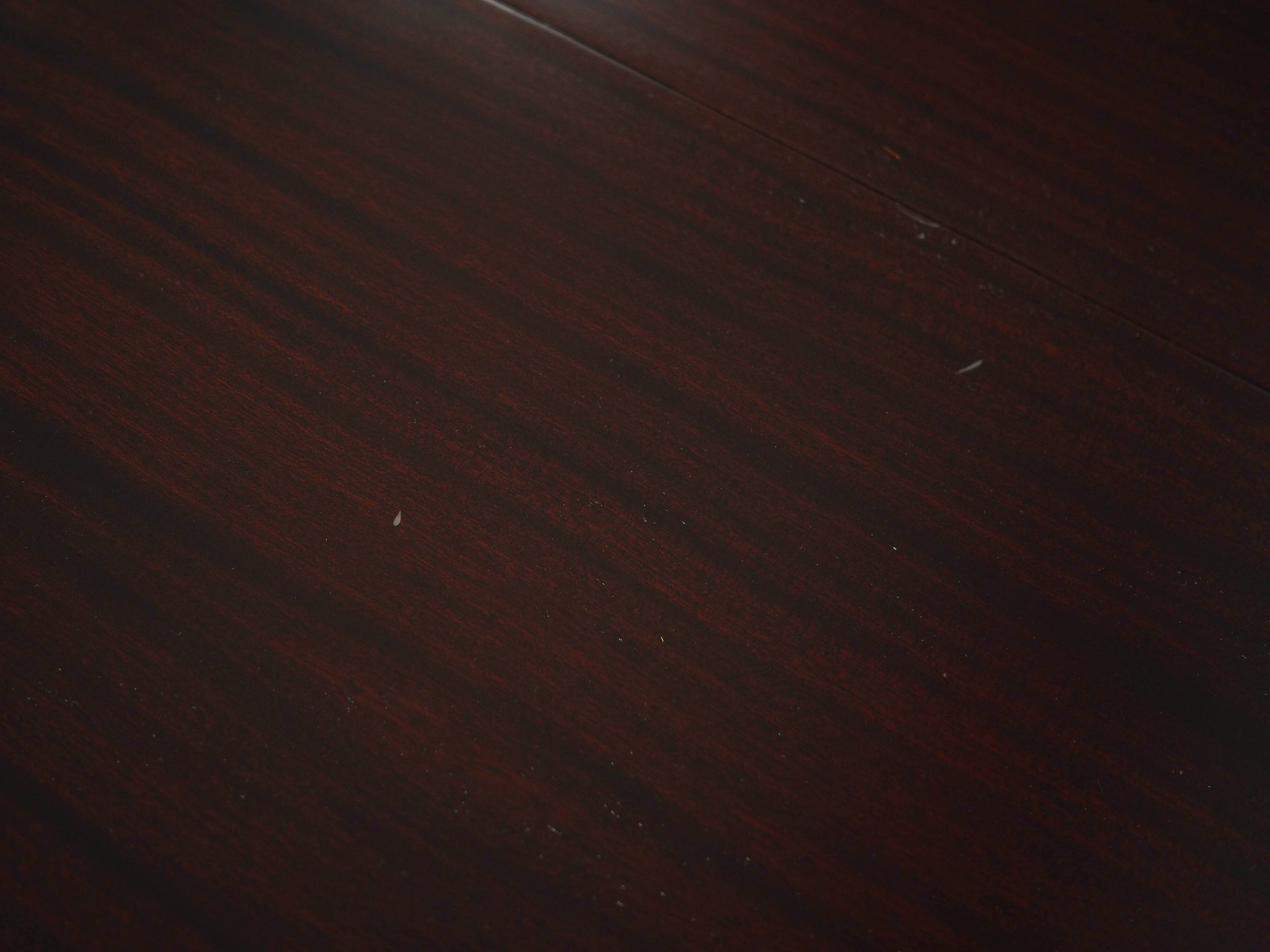 Round mahogany table, Danish design, 1970s, manufactured in Denmark