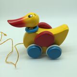 Pull-along duck
