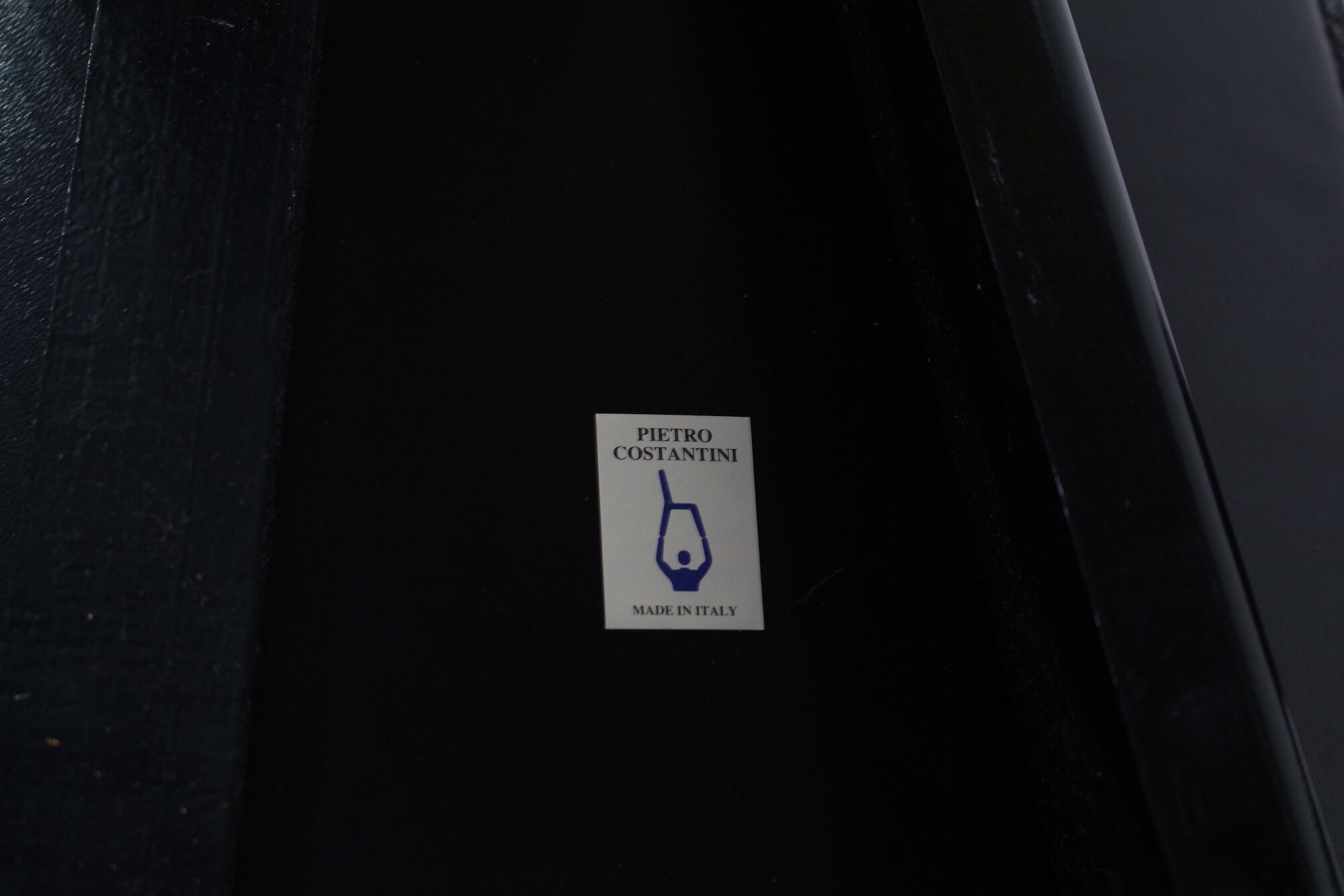 4 postmodernist chairs Pietro Costantini