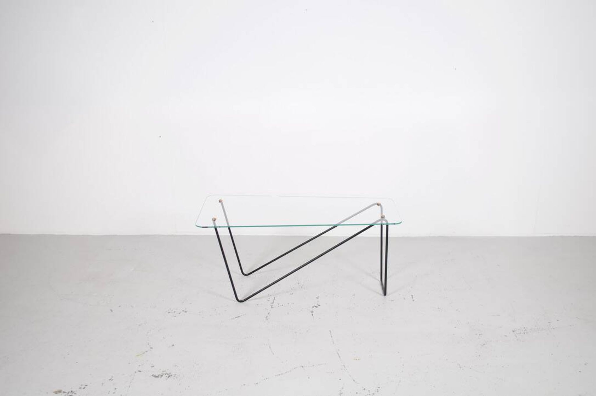 Table basse verre et acier années 50' forme libre
