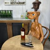 Zinc bar counter