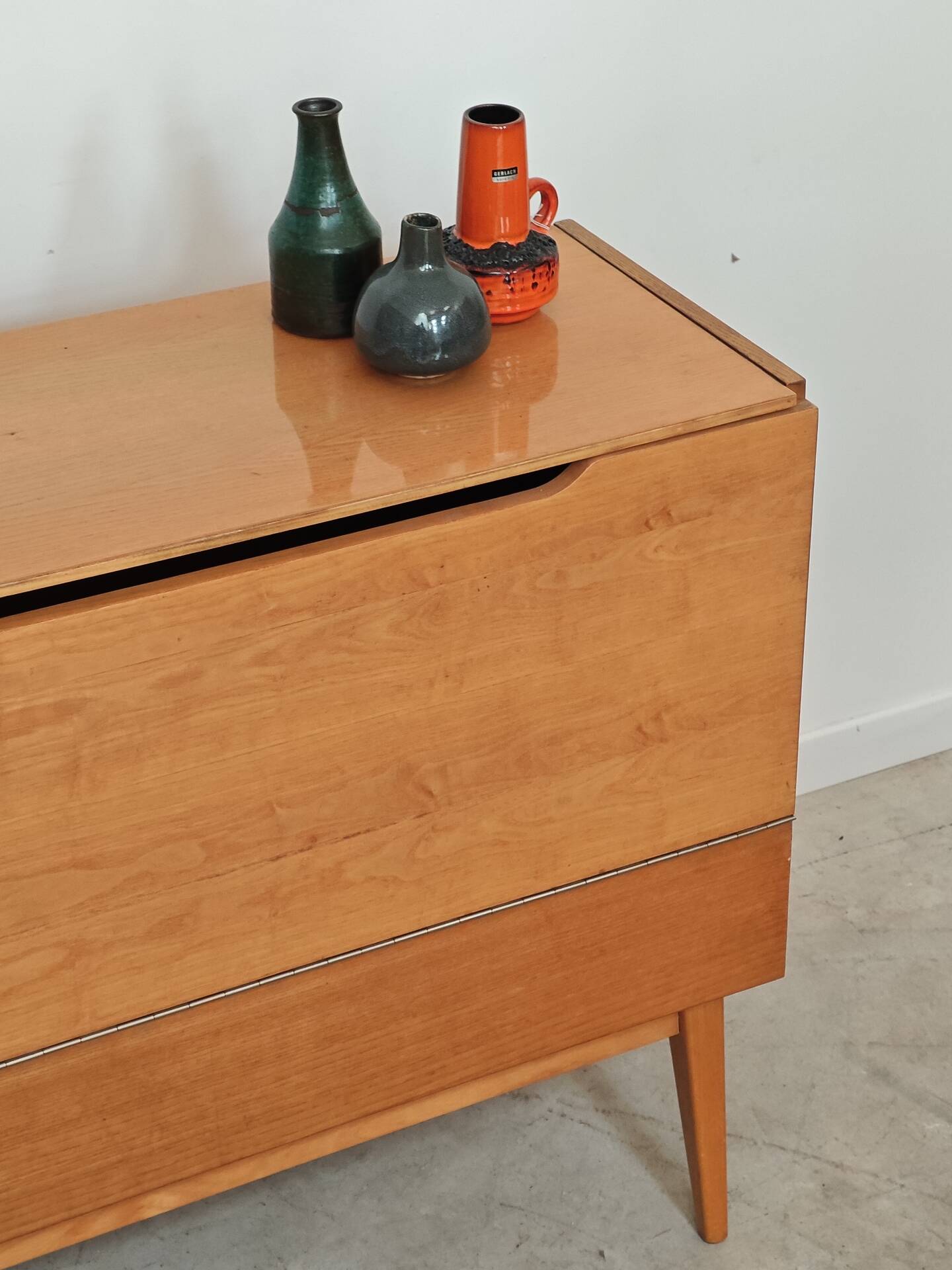 Storage chest with cover / mini bar by Landsman / Nepozitek 1960