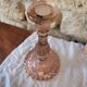 Bougeoir ancien en verre rose torsadé – vintage