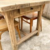 Farm table
