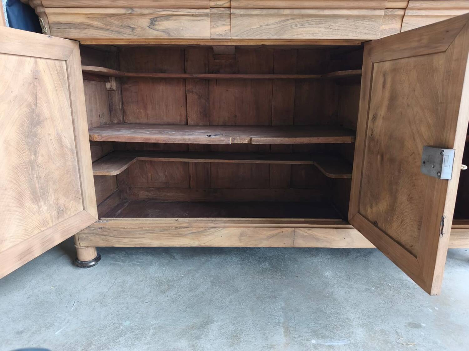 Buffet bahut enfilade en noyer brut