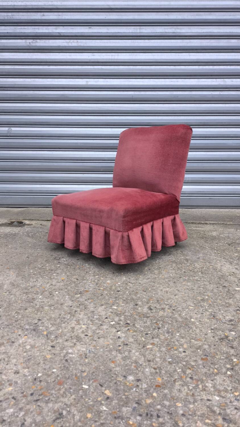 Pink velvet cocktail chair