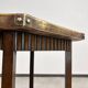 Table d'appoint Jugendstil avec plateau en laiton martelé