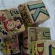 Lot de cubes en bois