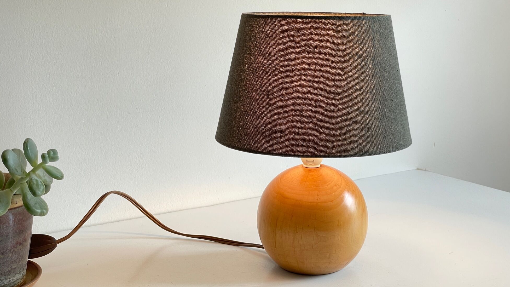 LAMP Ball Design YEARS 70