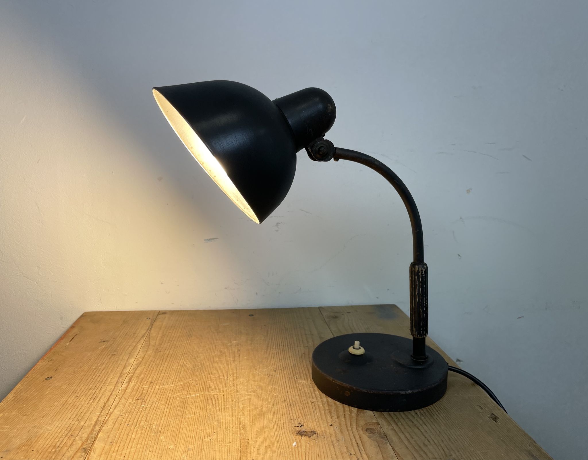 Lampe de table industrielle noire de Siemens, années 1930