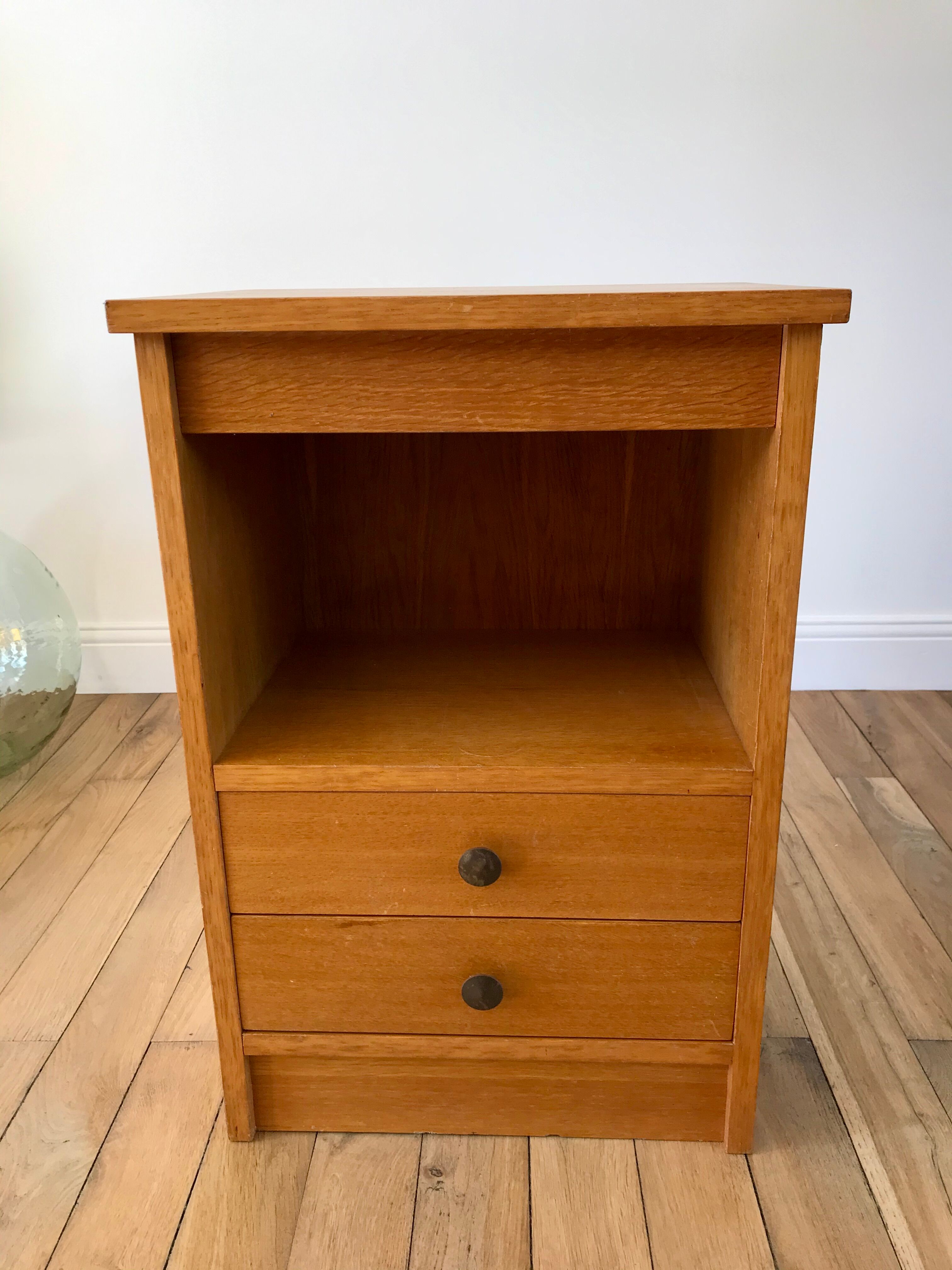 Storage in oak veneer 50s