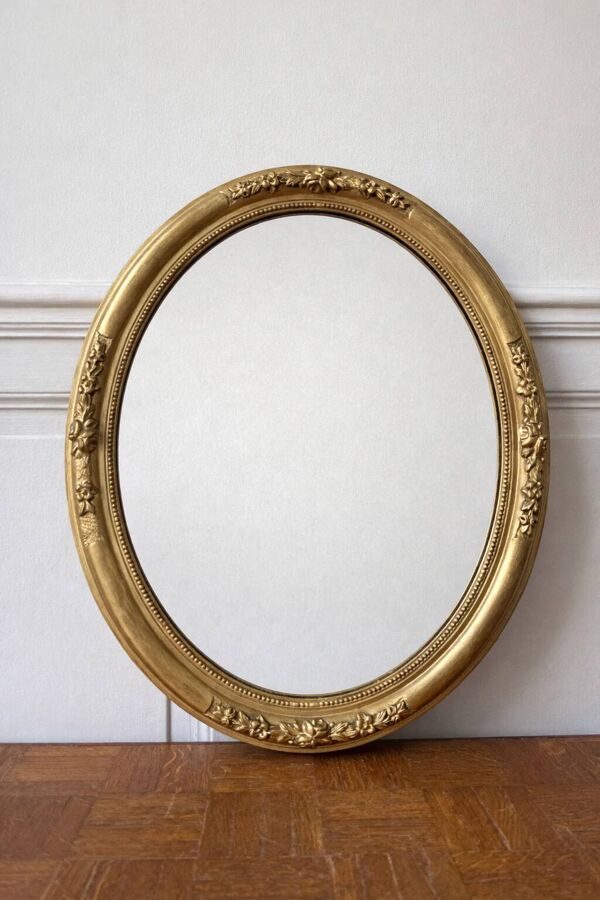 Miroir doré ovale - style victorien