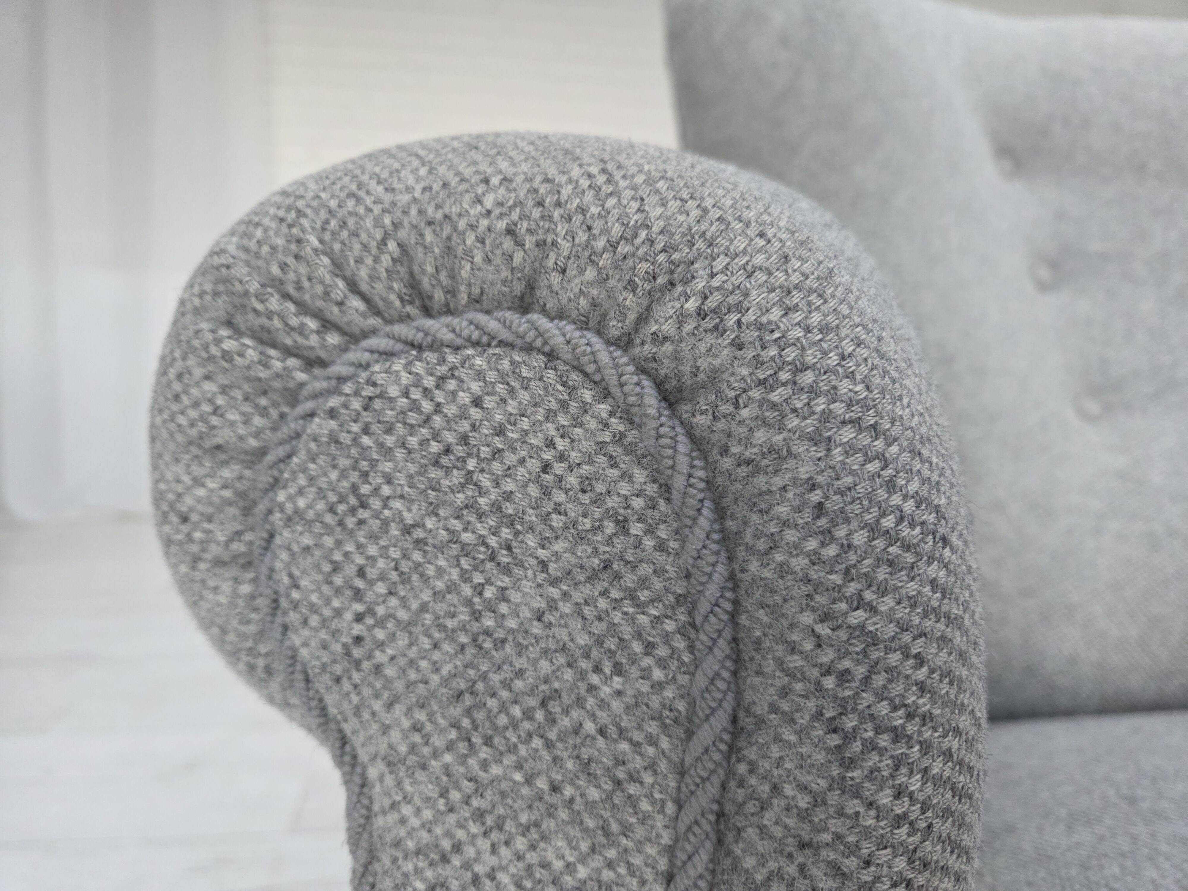 1950s, Danish relax chair by Fritz Hansen, model 1518, grey furniture wool.