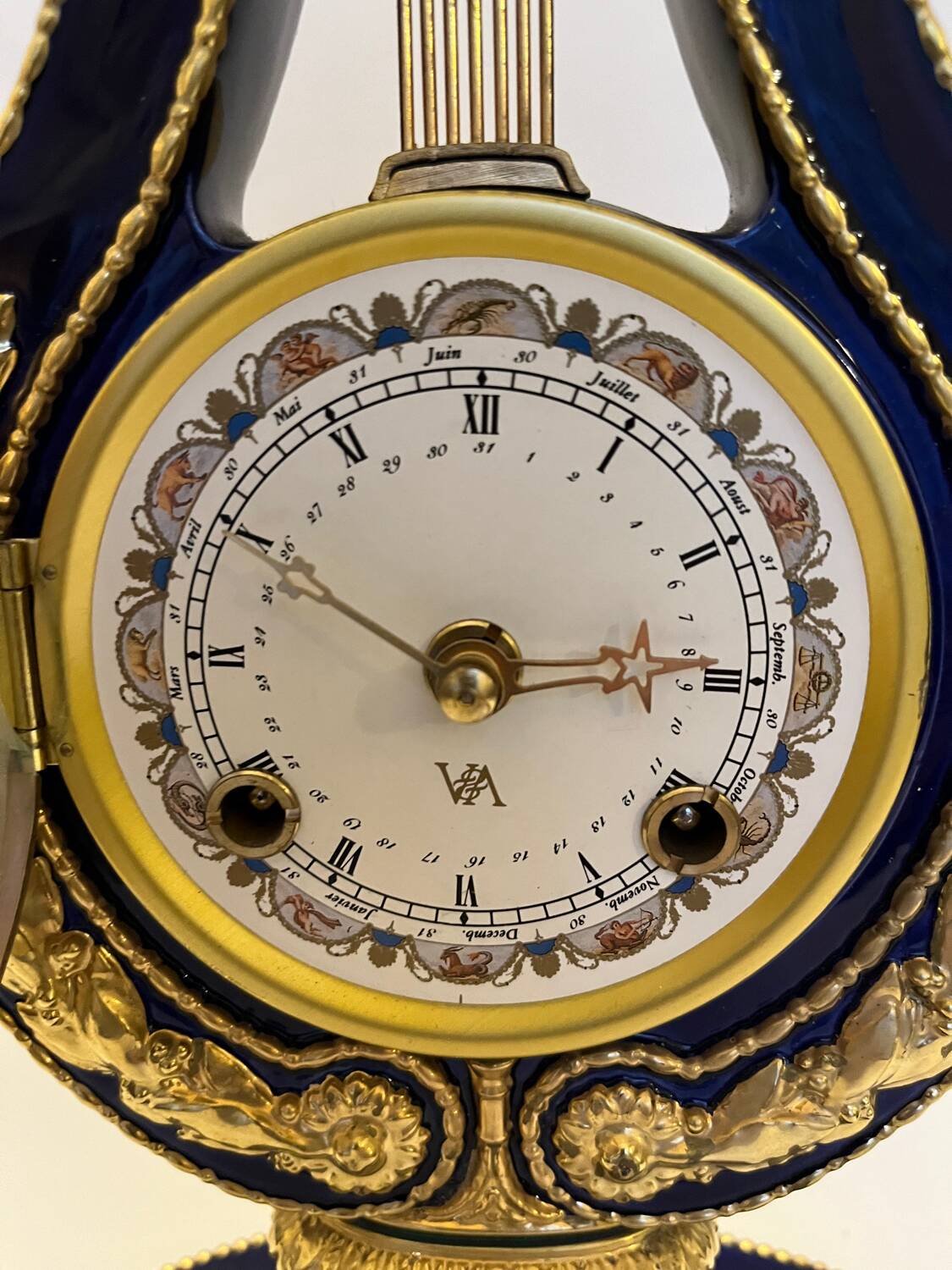 Marie Antoinette porcelain clock