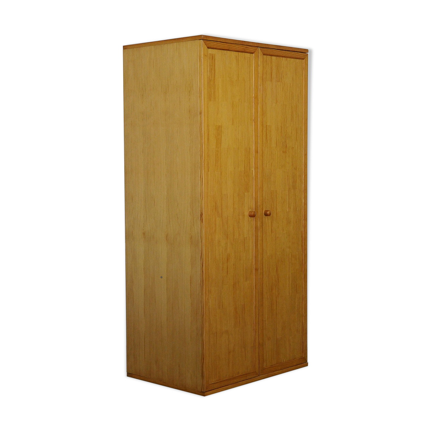 Pine closet - 1970s