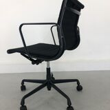 Aluminum black Model EA 117 Swivel Chair by Charles & Ray Eames for Vitra