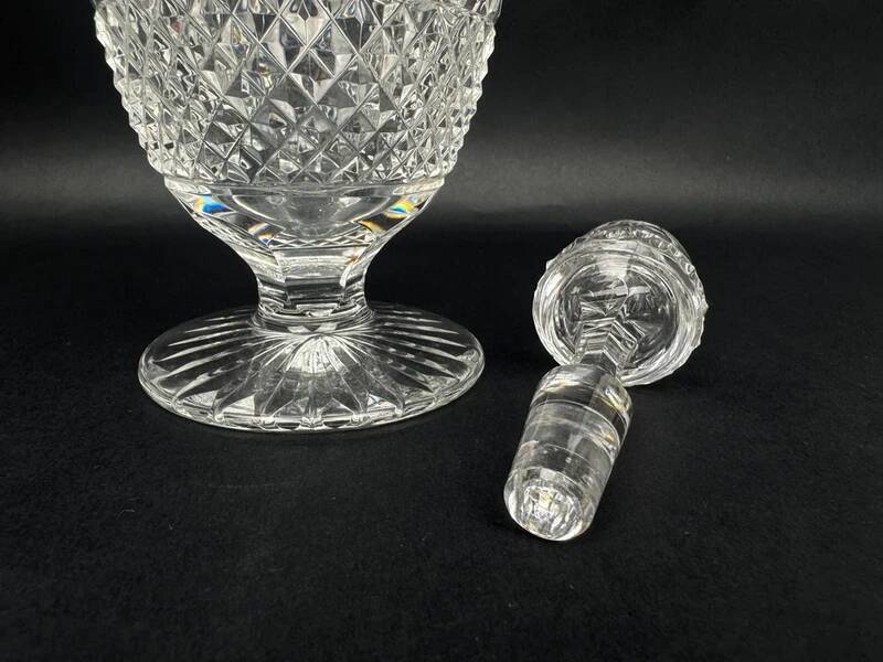 Cut crystal wine decanter, Tommy model from Saint Louis