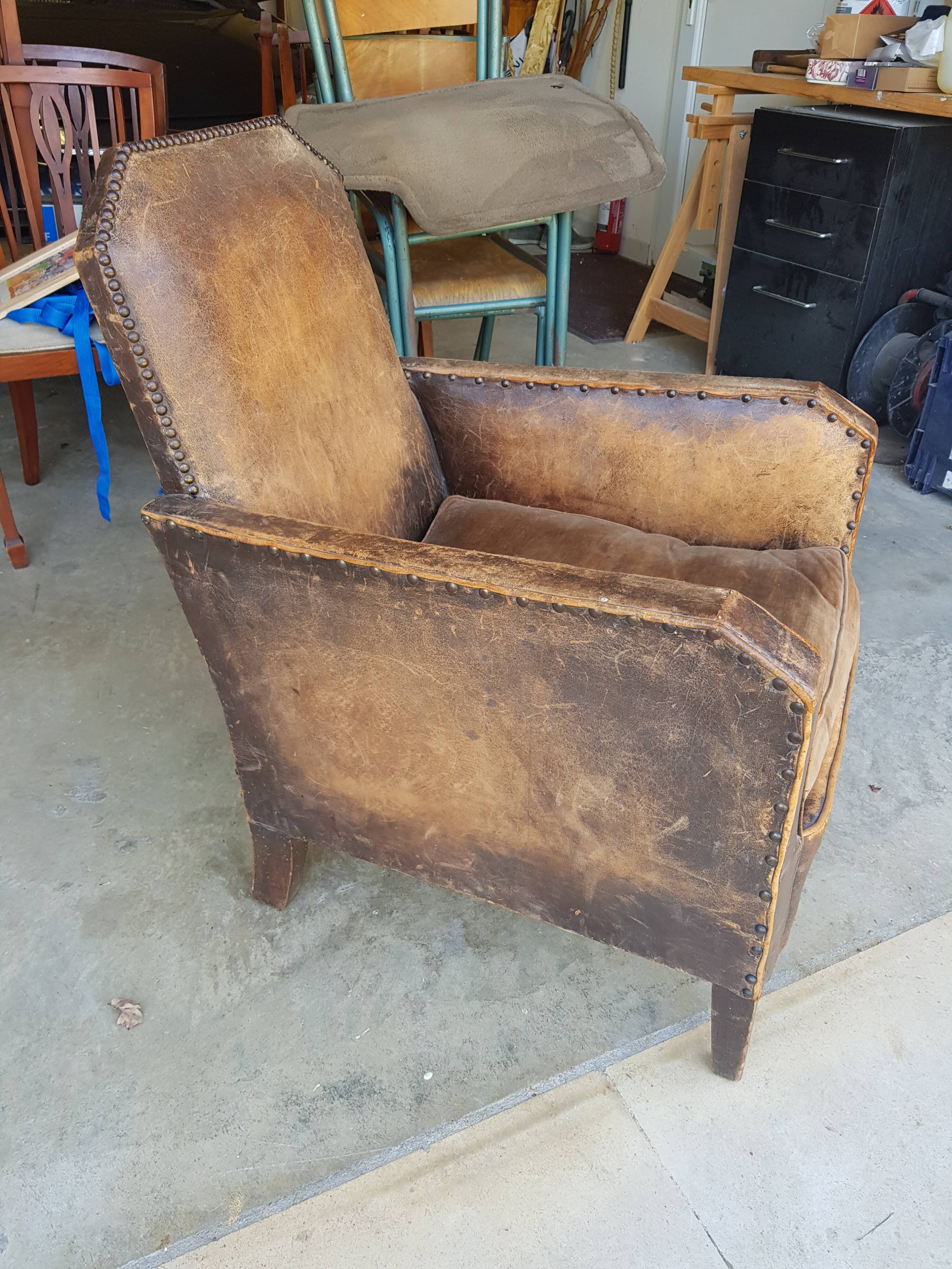 Club art deco chair