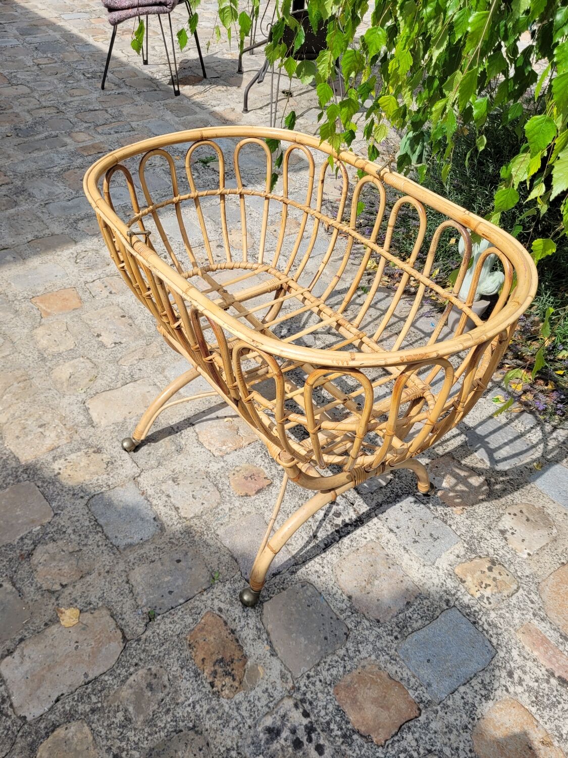 Vintage rattan crib
