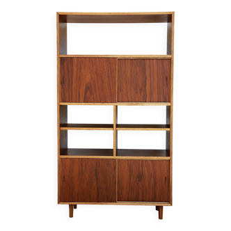 Two-tone bookcase - Scandinavian style