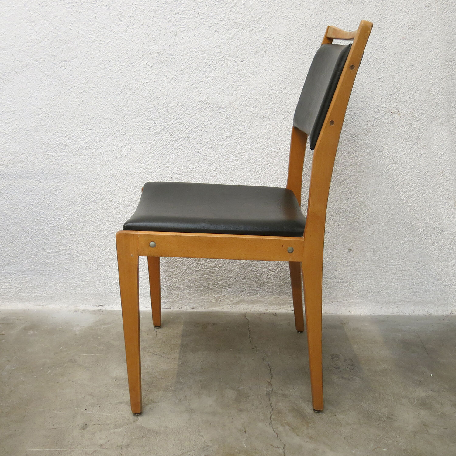 Series of 4 vintage chairs made in Germany