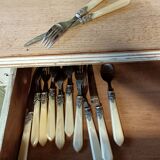 Patinated buffet service