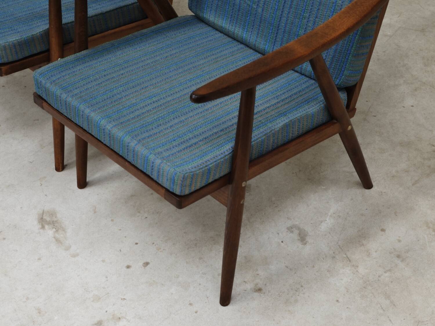 Pair of blue boomerang armchairs by Antonin Suman for Ton (Thonet) 1960