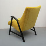 Fauteuil des années 1950 en velours jaune, entièrement restauré