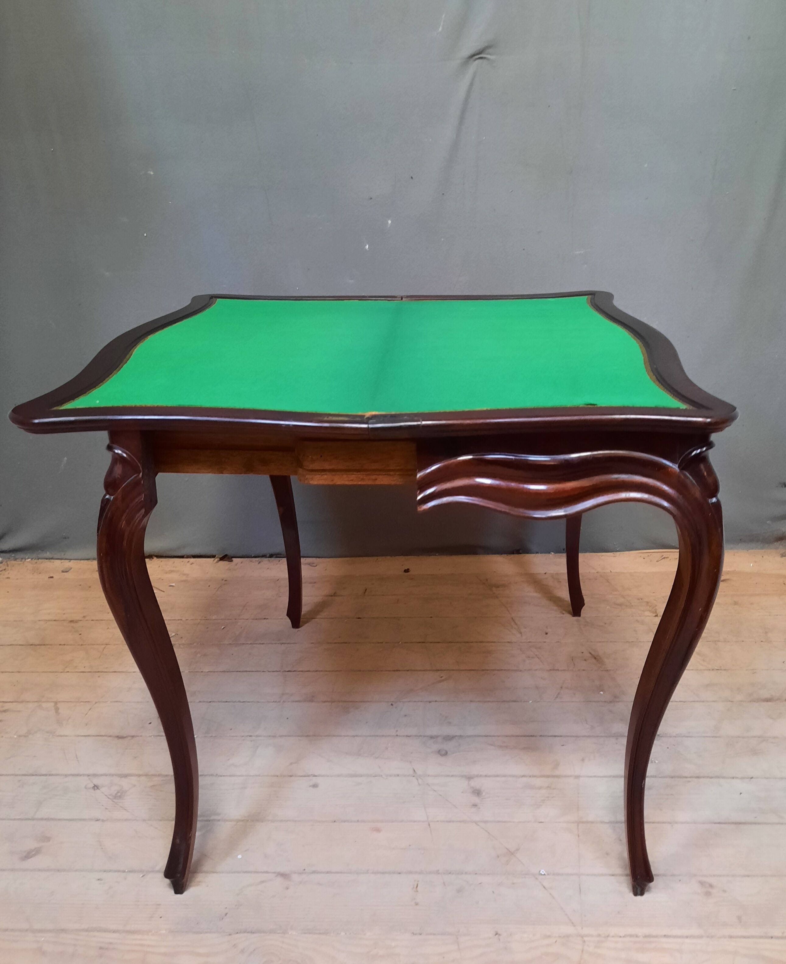 Nineteenth century rosewood game table