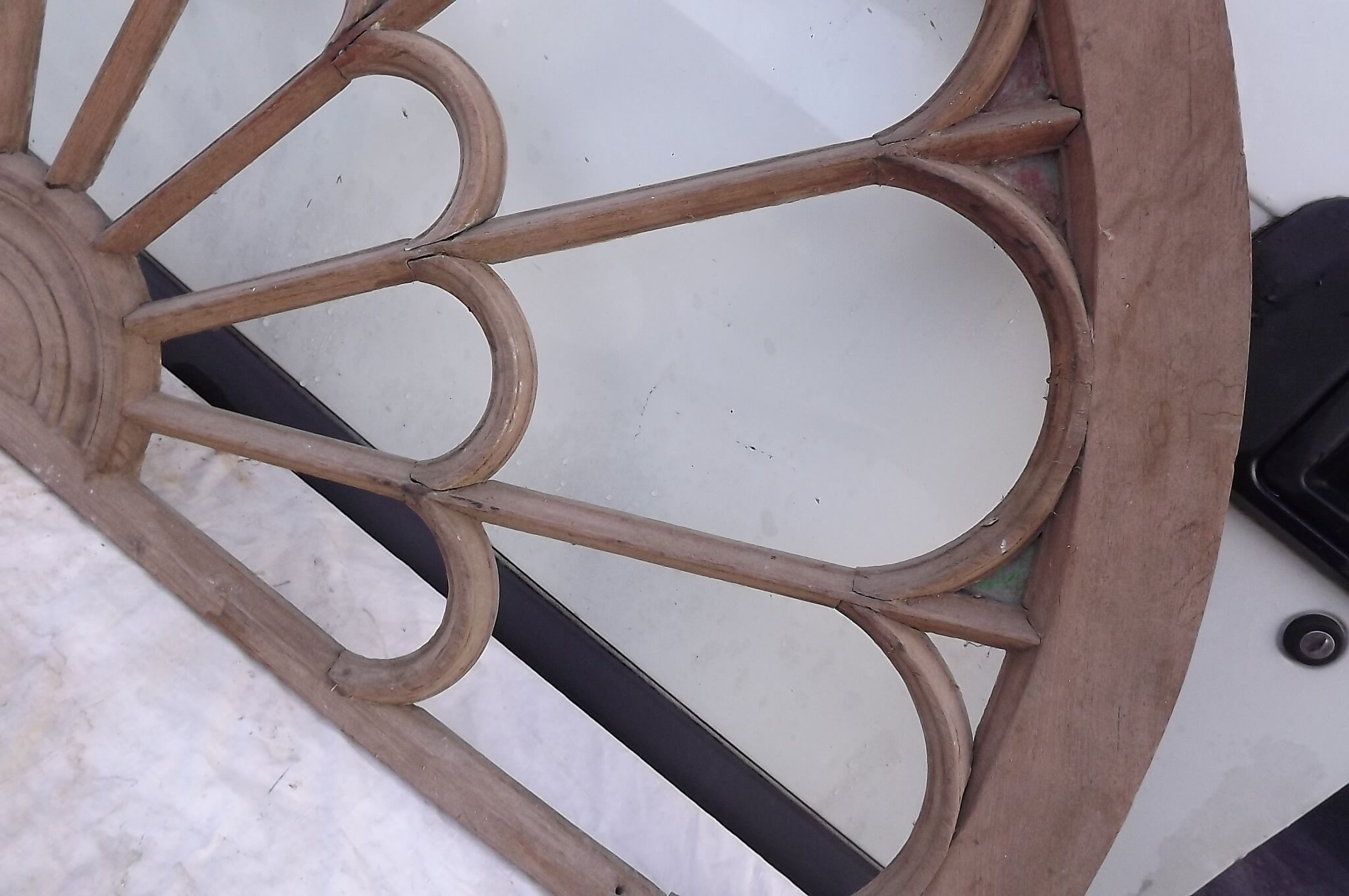 Pediment 19 th drown