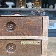 Meuble de mercerie ancien