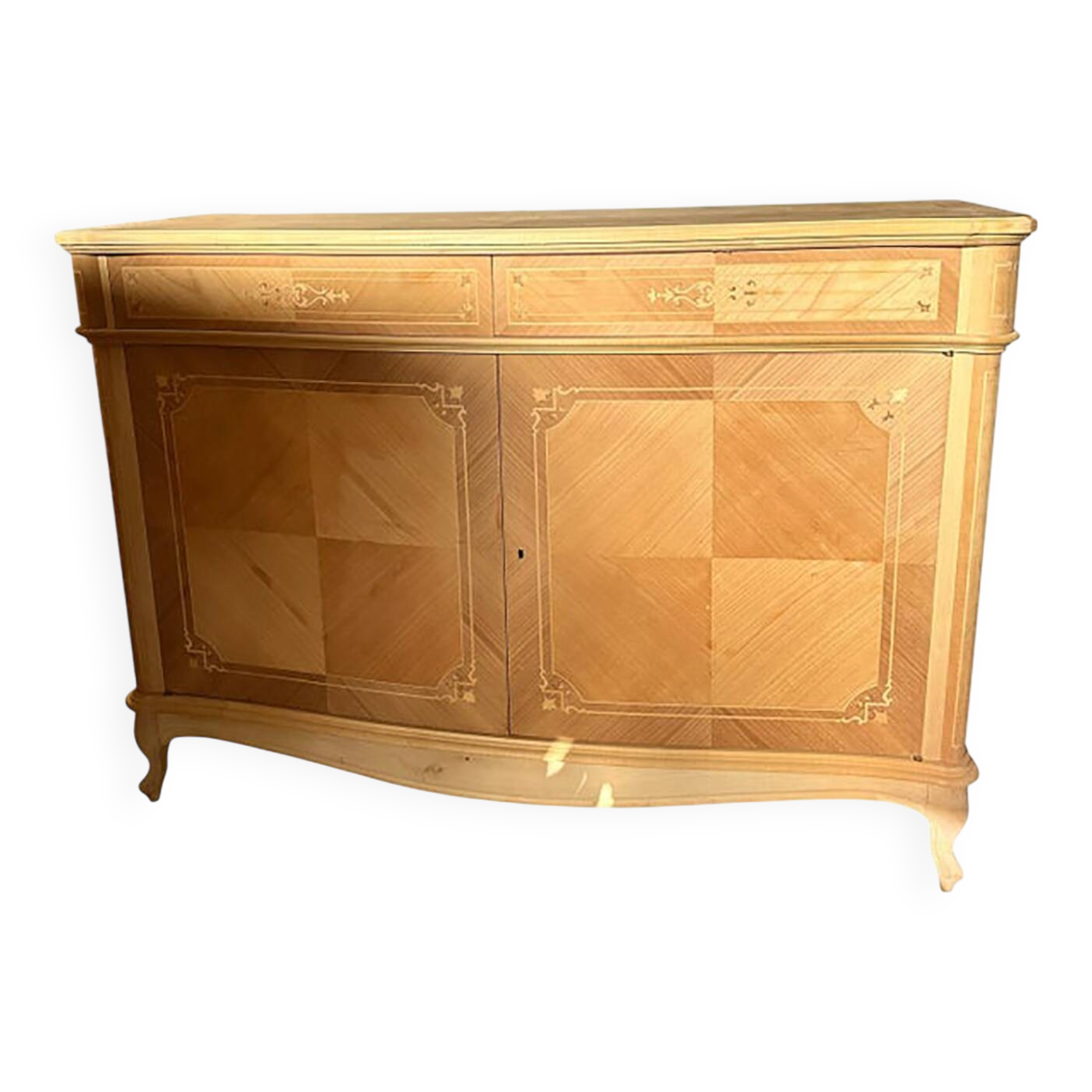 Buffet contemporain italien en noyer naturel avec incrustations de cerisier