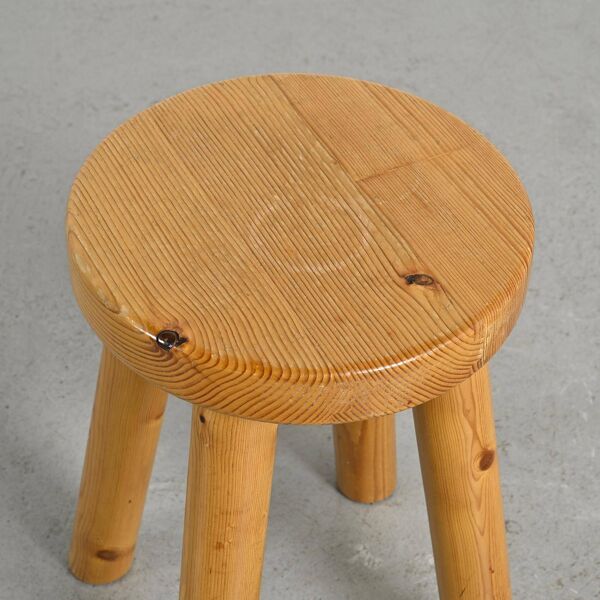 Tabouret par Charlotte Perriand pour les Arcs 1600, vers 1965
